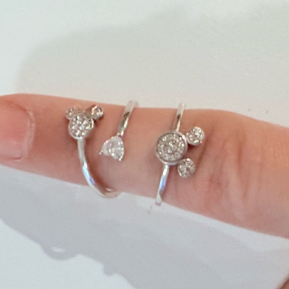 Charmed aroma Mickey and Minnie rings